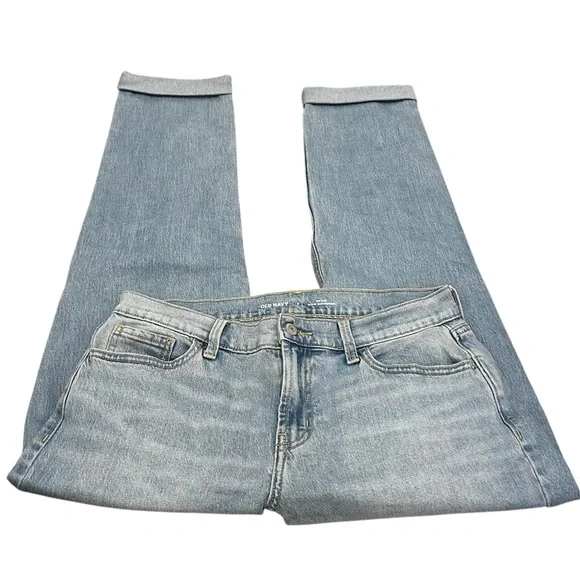 Light Wash Blue Jeans Boyfriend Style Mid Rise Design Old Navy Womens Size 6 Fit - Picture 2 of 4
